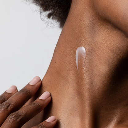 iS Clinical NeckPerfect Complex